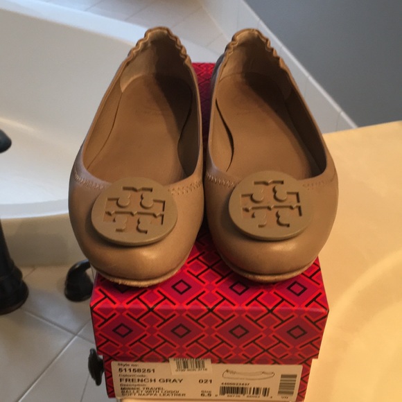 tory burch minnie french gray